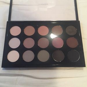Mac/Kevyn Aucoin eyeshadow and sculpting palettes
